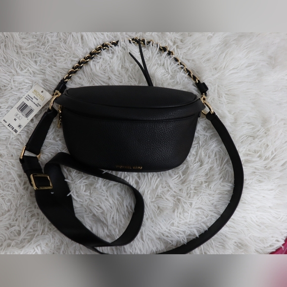 Authentic and New Michael kors multi purpose bag - Picture 6 of 7